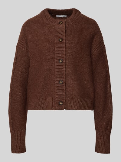 Produktfoto, braune Boxy Fit Strickjacke Modell 'FLORA' von Topshop mit Rundhalsausschnitt, Knopfleiste, strukturierte grobe Textur