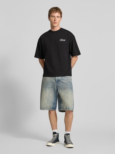 REVIEW T-Shirt mit Logo- und Statement-Print Black 1