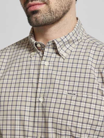 Barbour Regular Fit Freizeithemd aus Baumwoll-Mix Modell 'LOMOND' Beige 3