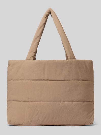 Produktfoto, Shopper mit Label-Detail Modell 'SASJA' von MSCH COPENHAGEN in Beige, Steppnähte, Tragehenkel, Maße 47x35x20 cm, Druckknopfverschluss, Hauptfach, Länge Schulterriemen 62 cm