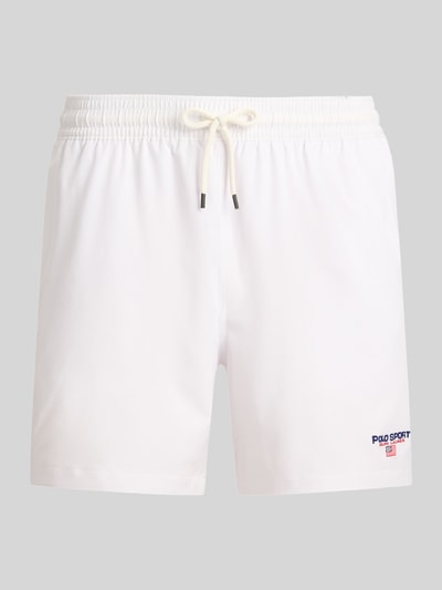 Produktfoto, weiße Badeshorts mit Label Stitching von Polo Ralph Lauren, elastischer Bund, Tunnelzug, seitliche Eingrifftaschen, Gesäßtasche