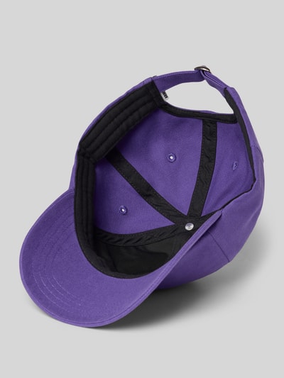 Produktfoto, Basecap aus reiner Bio-Baumwolle Modell 'YENAAS' von Armedangels, fiolet, jednobarwny, logo, regulowany pasek, bawełna organiczna