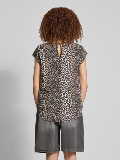 Only Regular fit T-shirt met druppelvormige hals, model 'NOVA' Zand - 5