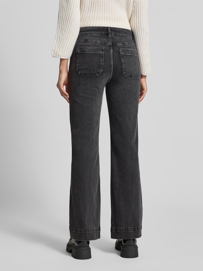 Christian Berg Woman Flared Fit Jeans aus Baumwoll-Mix mit Paspeltaschen Black 5