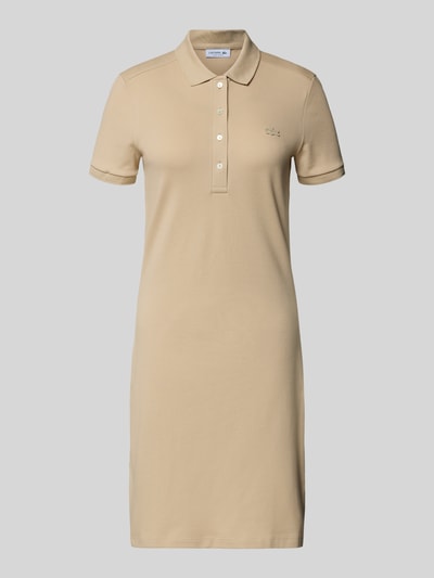 Produktfoto, Slim Fit Polokleid aus Baumwoll-Mix von Lacoste in Beige, unifarben, Mini-Länge, gerippte Kurzarm-Ärmel, Logo-Stitching, Piqué-Struktur
