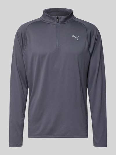 Produktfoto, Langarmshirt mit Stehkragen und Reißverschluss von PUMA PERFORMANCE in Dunkelgrau, Logo auf Brust, Regular-Fit, Rückenlänge 71 cm bei Größe M