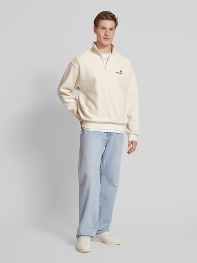 Carhartt Work In Progress Sweatshirt mit Troyer-Kragen Modell 'AMERICAN SCRIPT' Sand 1