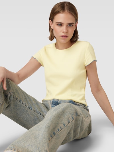 Tom Tailor Denim Kort T-shirt met geschulpte zoom Lichtgeel - 3