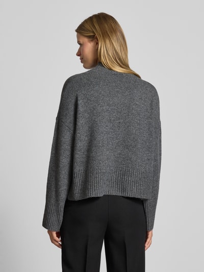 Only Sweter z dzianiny o kroju relaxed fit z dodatkiem wełny model ‘WHITNEY’ Średnioszary melanż 5