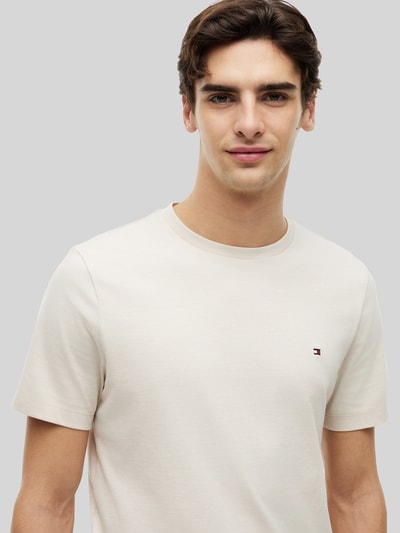 Tommy Hilfiger Regular Fit T-Shirt aus reiner Baumwolle Offwhite 3