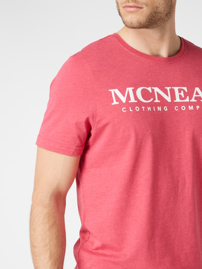 MCNEAL T-shirt z nadrukiem z logo Neonowy różowy melanż 5