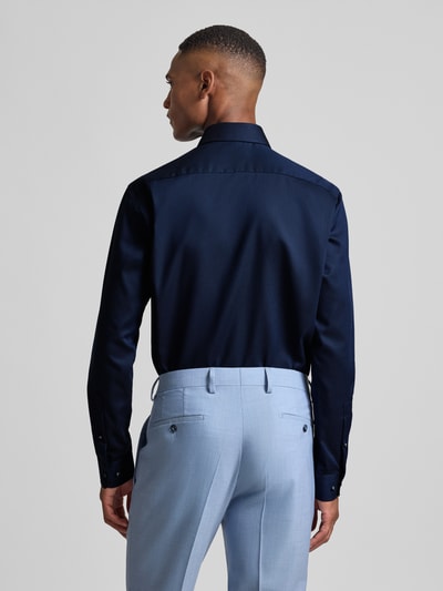 Christian Berg Men Regular Fit Business-Hemd aus reiner Baumwolle mit Kentkragen Marine 5