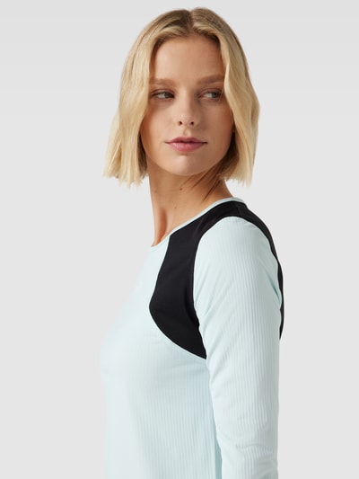 The North Face Longsleeve in Two-Tone-Machart Hellblau 3