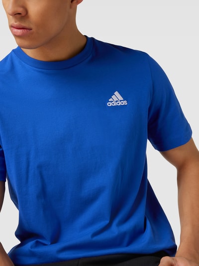 ADIDAS SPORTSWEAR T-Shirt mit Label-Stitching Blau 3