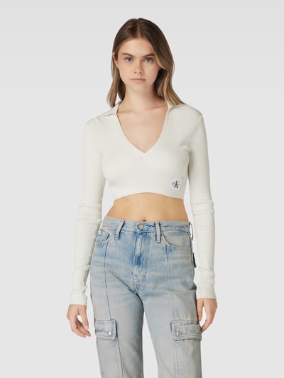 Calvin Klein Jeans Sweter krótki z dzianiny z detalem z logo Écru 4