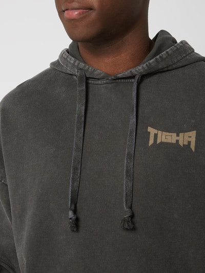 Tigha Hoodie im Washed-Out-Look Modell 'Vintage Eagle' Mittelgrau 3