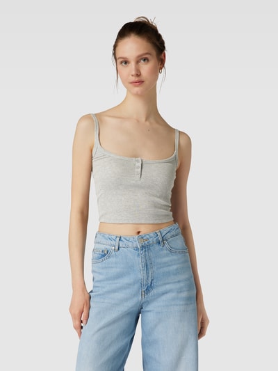 Review Crop Top mit kurzer Knopfleiste Mittelgrau Melange 4