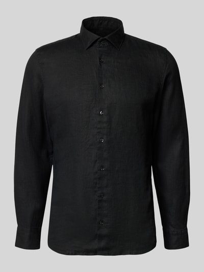 Produktfoto, schwarzes Slim Fit Business-Hemd aus Leinen mit Kentkragen von SEIDENSTICKER, glatte Textur, Knopfleiste, Herrenmodell