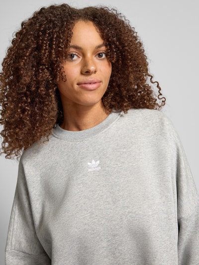 adidas Originals Oversized Sweatshirt mit Logo Stitching mittelgrau melange online kaufen