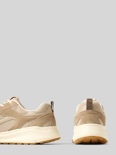 Productfoto, beige sneakers van rundleer met textielstructuur en lichte zool, Sneaker uit echt rundleer van Marc O'Polo, heren