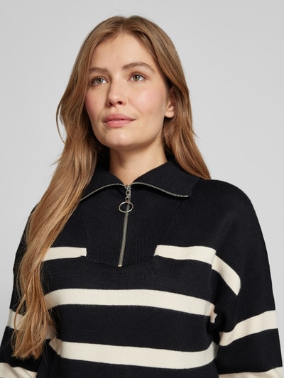 Vero Moda Sweter z dzianiny o kroju regular fit z zapinanym kołnierzem model ‘SABA’ Czarny 3