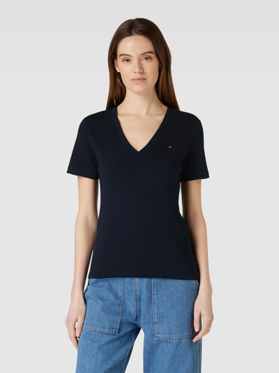 Tommy Hilfiger T-shirt z dekoltem w serek Ciemnoniebieski 4