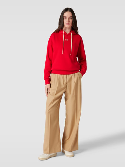 Jake*s Casual Bluza z kapturem z nadrukiem ze sloganem Czerwony 1