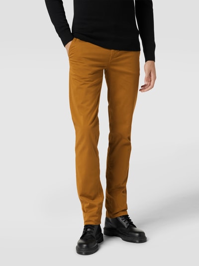 BOSS Orange Chinosy o kroju slim fit z naszywką z logo model ‘Schino’ Camel 4