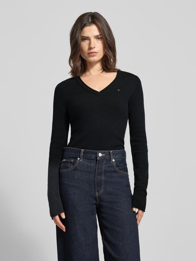 Tommy Hilfiger Sweter z dzianiny o kroju slim fit z czystej wełny  Czarny 4