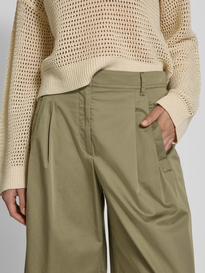 Marc Cain Wide Leg Bundfaltenhose mit verkürztem Schnitt Oliv 3