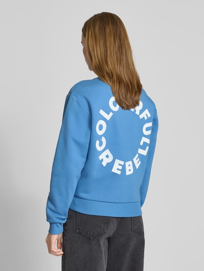 Colourful Rebel Relaxed Fit Sweatshirt mit Rundhalsausschnitt Rauchblau 5