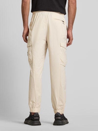 BOSS Green Tapered fit cargobroek met elastische band, model 'Urbanex' Beige - 5