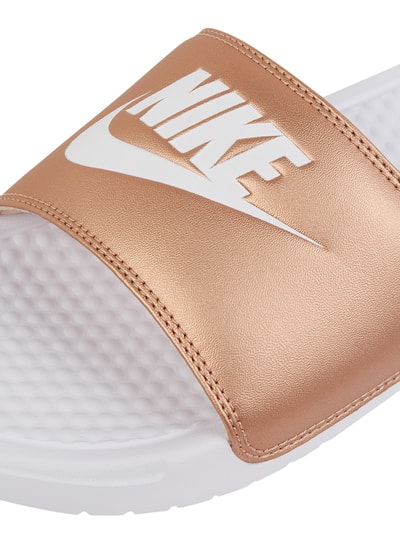 Nike Slides mit Logo-Print Modell 'Benassi' Weiss 2