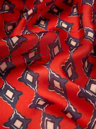 Marc Cain Schal aus reiner Seide Rot 2