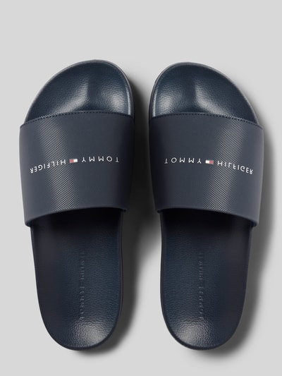 Tommy Hilfiger Badeslipper mit Label Print Marine 3