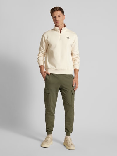 EA7 Emporio Armani Sweatshirt mit Troyer-Kragen Offwhite 1