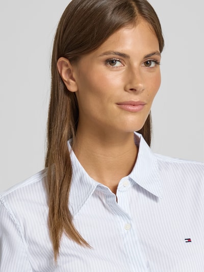 Tommy Hilfiger Bluzka koszulowa o kroju regular fit z mieszanki bawełny Jasnoniebieski 3