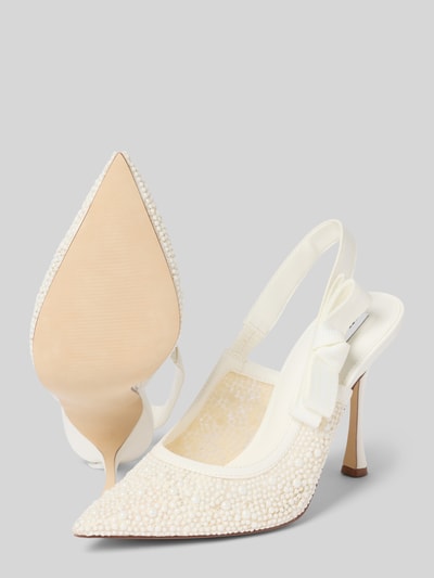 Produktfoto, Damen Pumps mit Zierschleife Modell 'Brylie' von Steve Madden in Weiß, Spitze Passform, Allover-Ziersteinbesatz, offene Ferse, Absatzhöhe 10 cm, Schaftweite 6 cm, glatte Textur, elegante Form
