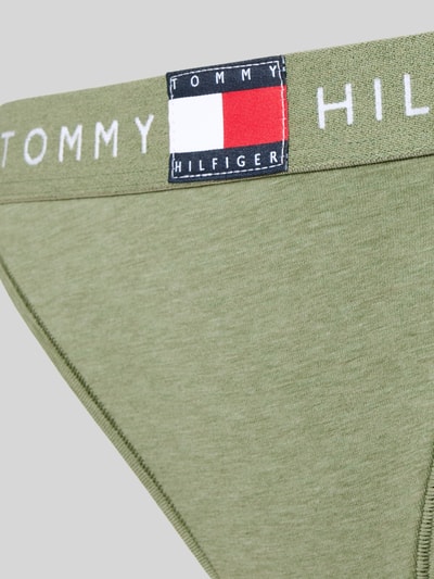 TOMMY HILFIGER Stringi z mieszanki bawełny model ‘TH HERITAGE’ Oliwkowy 2
