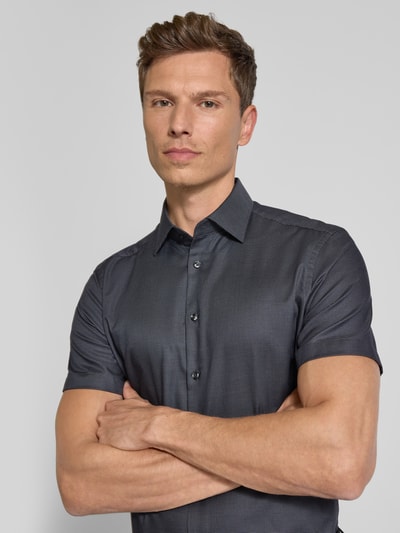 Christian Berg Men Koszula biznesowa o kroju regular fit z listwą guzikową Antracytowy 3