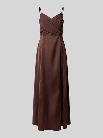 Produktfoto, Abendkleid mit Drapierungen und V-Ausschnitt von Rinascimento in dunkelbraunem Satin, taillierter Schnitt, Maxikleid-Design.