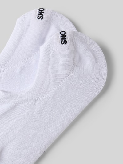 Produktfoto, Socken mit Logo-Stitching im 2er-Pack von Snocks, weiße Herren Socken aus elastischem Baumwoll-Mix, Elastischer Bund, Nahaufnahme