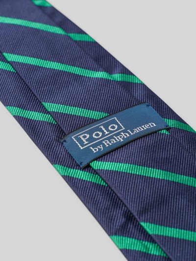 Produktfoto, Krawatte aus reiner Seide Modell 'TIEU' von Polo Ralph Lauren, dunkelblau mit grünen Streifen, glatte Textur. Herren Krawatte von Polo Ralph Lauren