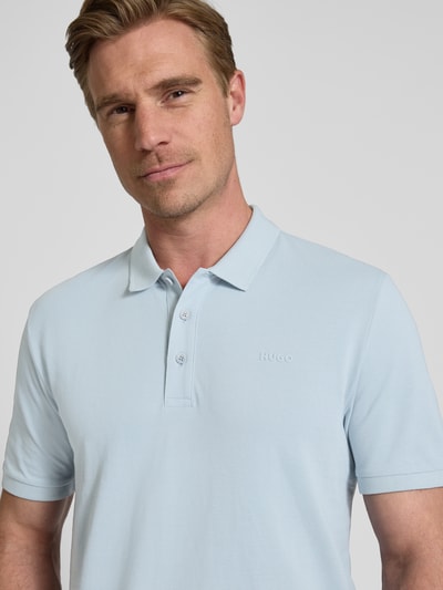 HUGO Poloshirt mit Label-Print Modell 'Donos' Sky 3