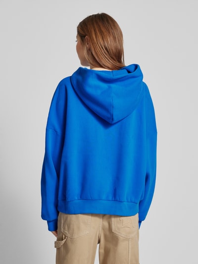 Review Hoodie mit Label-Print Royal 5