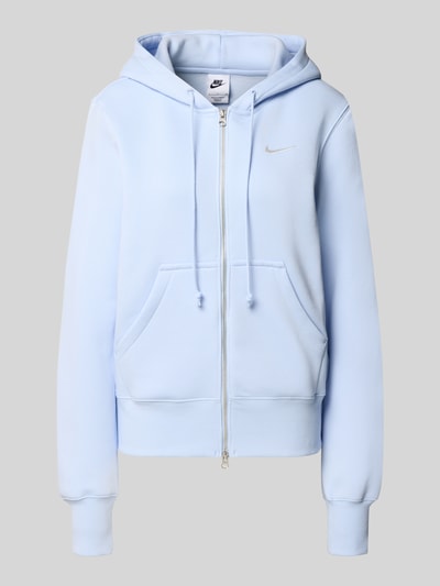 Produktfoto, Regular Fit Sweatjacke mit Logo-Stitching Modell 'Phoenix' von Nike aus Baumwoll-Mix in Hellblau mit Kapuze, Tunnelzug, elastische Abschlüsse, Zweiwege-Reißverschluss