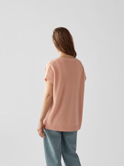 Lisa Yang Pullunder mit V-Ausschnitt Apricot 5