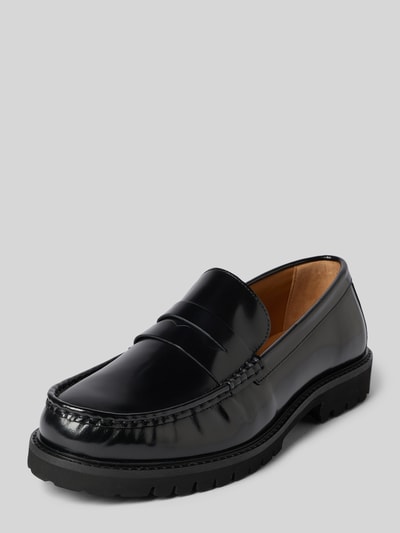 Produktfoto, Loafer aus echtem Leder Modell 'HUGO' von SELECTED HOMME in Schwarz, unifarben mit abgerundeter Schuhspitze, Blockabsatz, profilierter Sohle und glatter Textur.