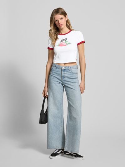 Levi's® Cropped T-Shirt mit Rundhalsausschnitt Modell 'MINI RINGER' Weiss 1