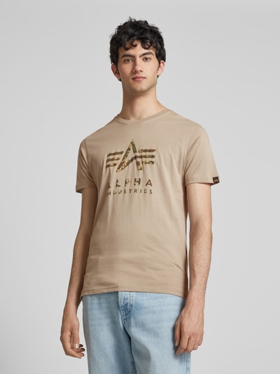 Alpha Industries T-Shirt mit Label-Print Sand 4